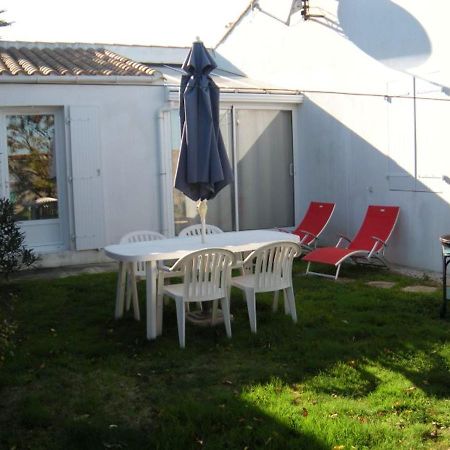 Petite Maison Charmante A La Couarde-Sur-Mer Avec Jardin Cloture Exterior photo